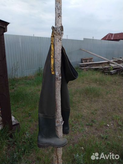 Сапоги резиновые болотные