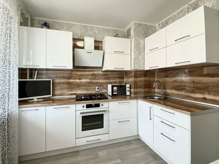 2-к. квартира, 61,3 м², 8/10 эт.