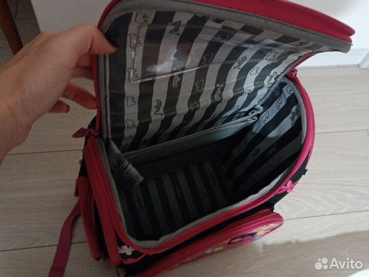 Портфель школьный для девочки