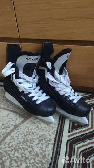 Коньки хоккейные 42 размер