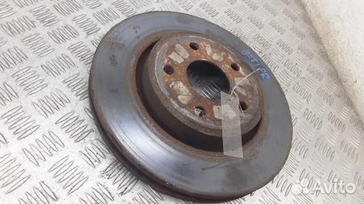 Диск тормозной передний jeep grand cherokee WK (93