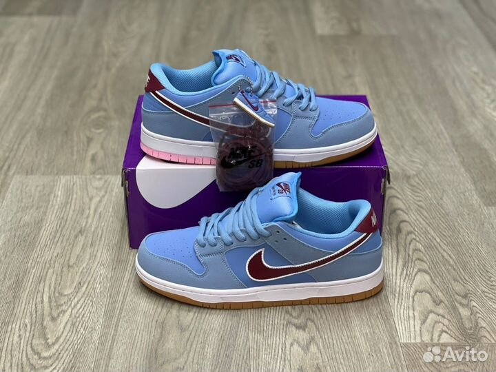 Кроссовки Nike SB Dunk Low Philadelphia Phillies