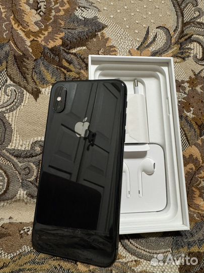 iPhone Xs, 64 ГБ