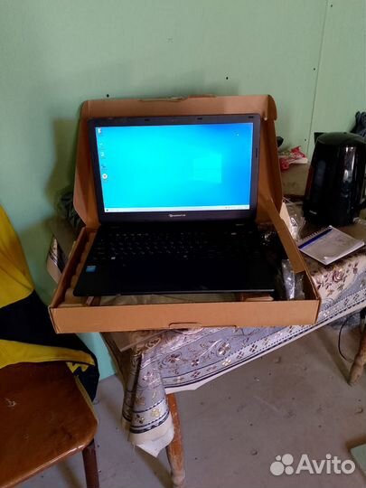 Ноутбук с документами