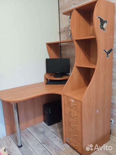 Компьютерный стол бу
