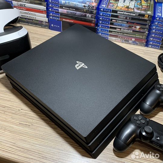 PlayStation 4 Pro 1TB Гарантия Отличное Состояние