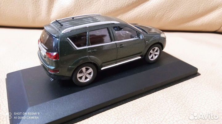 Модель Peugeot4007. 1/43