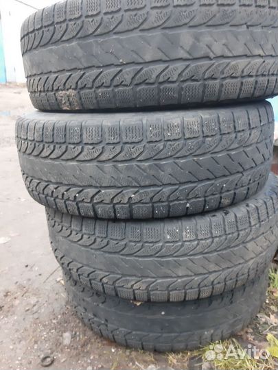 Бу зимняя резина на 16