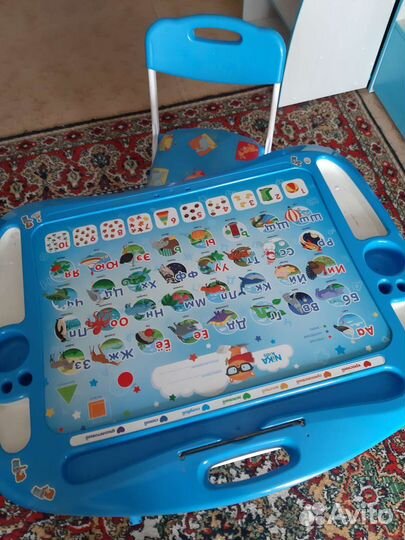 Детский стол и стул