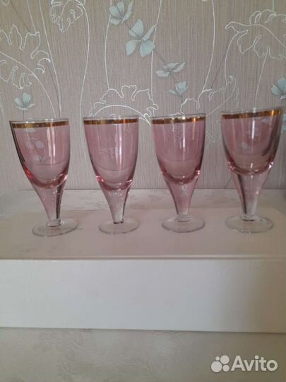 Рюмки марганцевое стекло СССР
