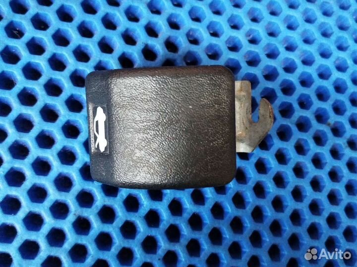 Ручка открывания капота Mitsubishi carisma