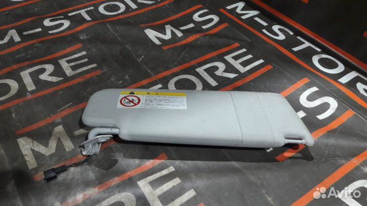 Козырек солнцезащитный левый Volkswagen Passat B6