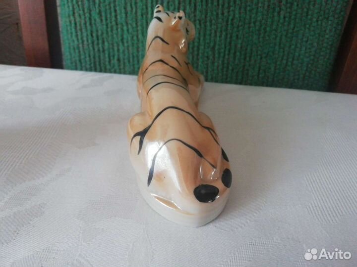 Фигурка Тигра