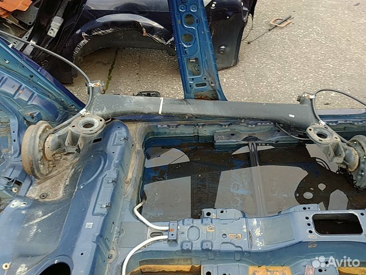 Шкода фабия 2011г по запчастям балка задняя