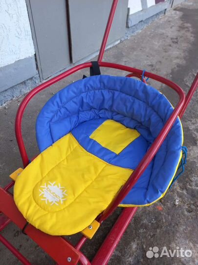 Санки сидячие красные