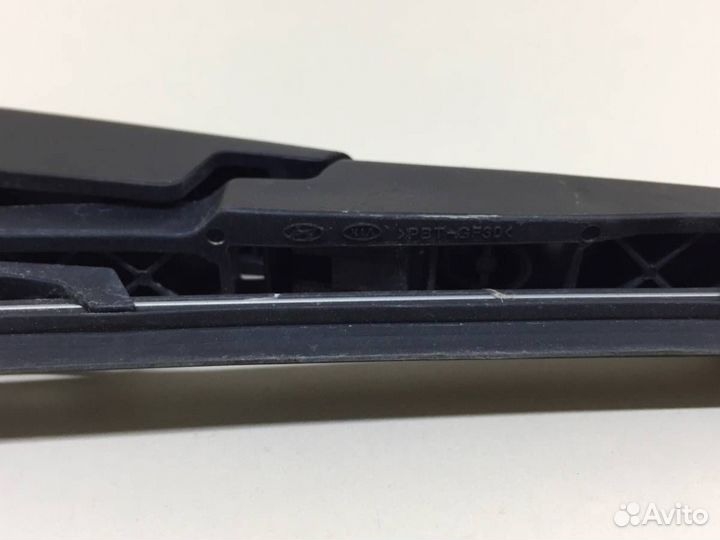 Поводок стеклоочистителя задний Kia Sorento UM 201