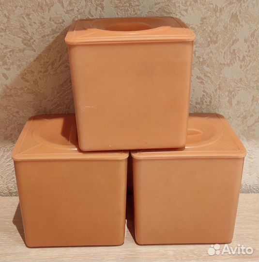 Коробочки. Баночки. Бутылочки. Крышки