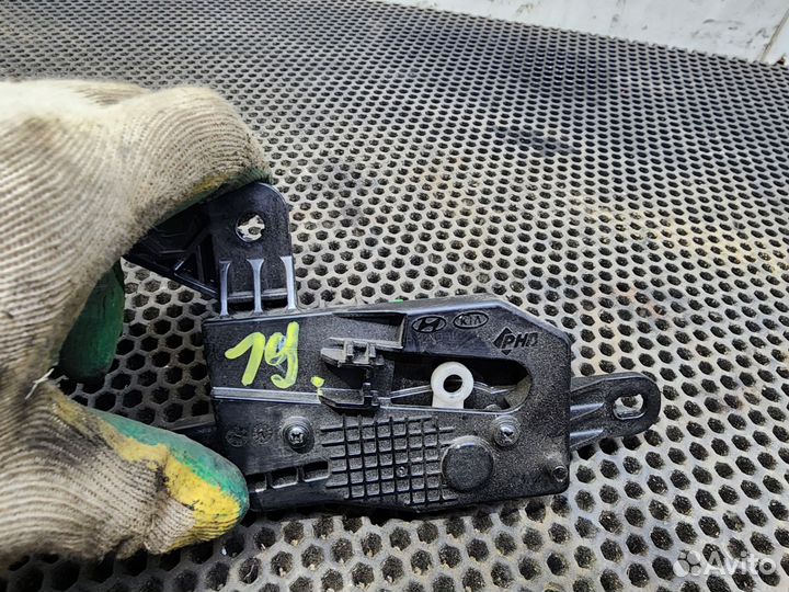 Активатор лючка бензобака Kia Ceed 2 JD