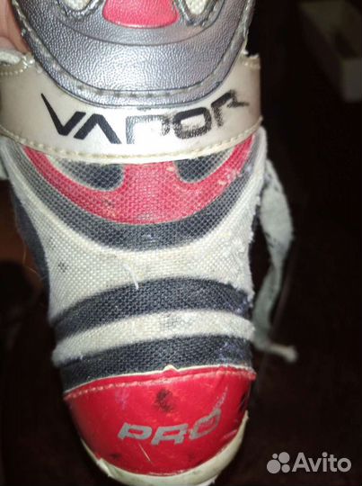 Коньки хоккейные