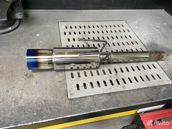 Глушитель прямоточный hks