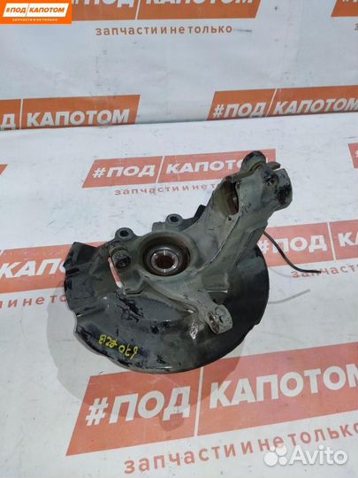 Кулак передний правый Ford Kuga 2 2015