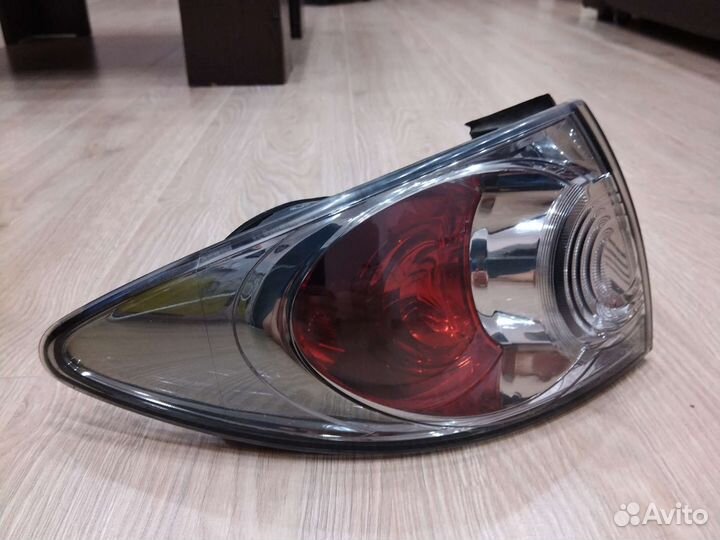 Фонарь задний левый наружный Мазда 6 (GG)