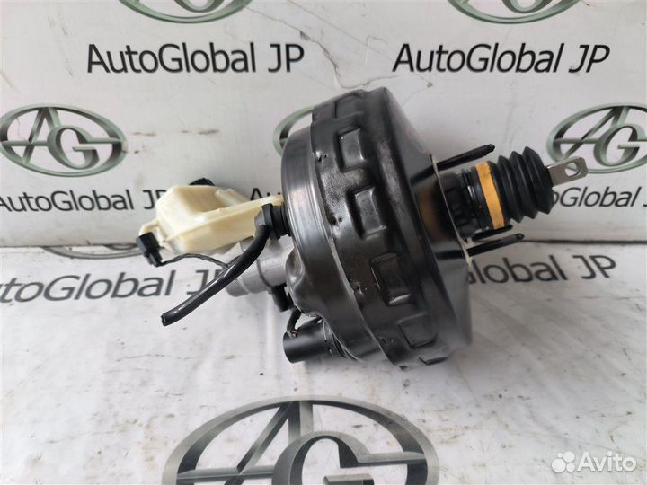 Цилиндр тормозной главный Volvo XC70