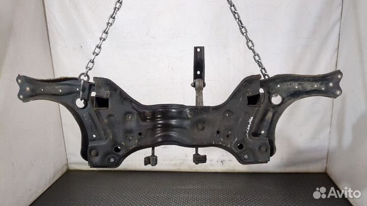 Балка подвески передняя Skoda Roomster, 2011