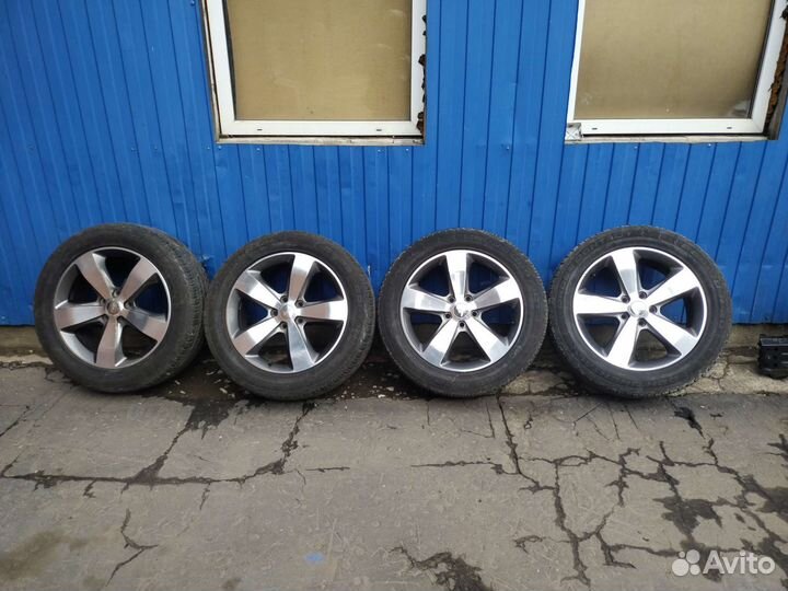 Колеса R20 Jeep Grand Cherokee WK2 оригинал