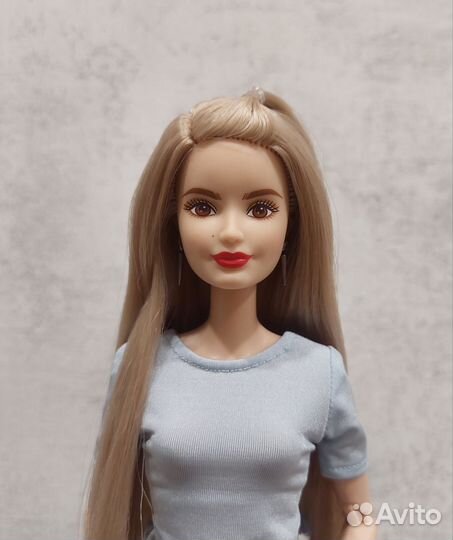 Barbie fashionistas skipper