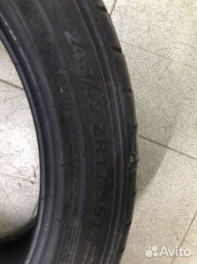 Kumho Ecsta PS71 225/45 R17 и 245/40 R17 94W