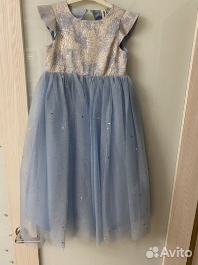 Праздничное платье на девочку