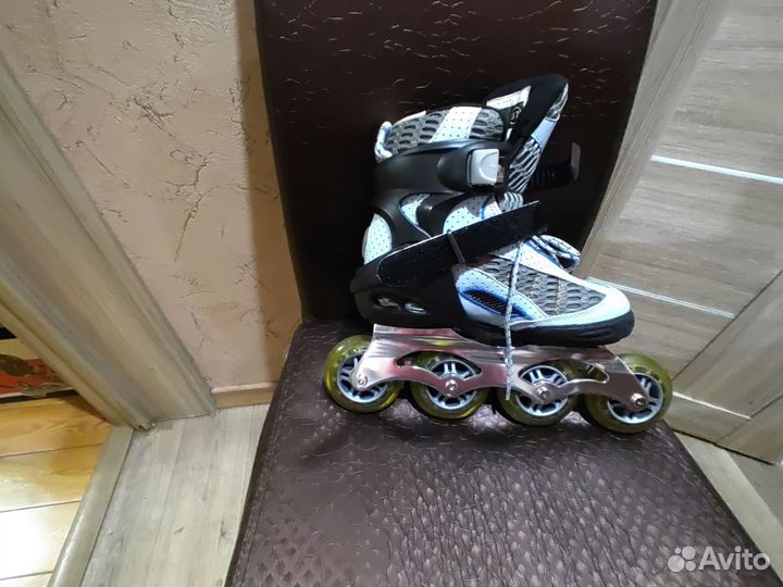 Коньки роликовые