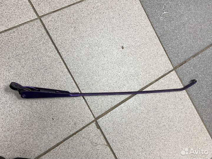 Opel vectra A 90228473 задний поводок дворника