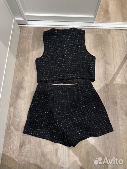 Костюм Zara жилет и юбка-шорты S