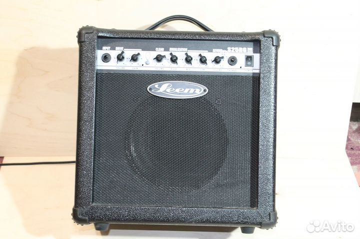 Гитарный комбоусилитель Leem S25RG комбик