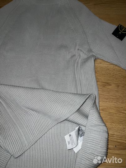 Stone island шерстяной свитер