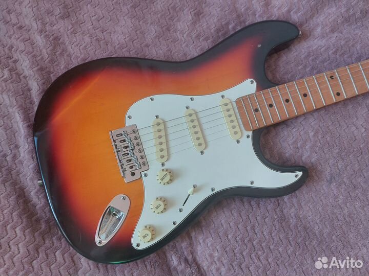 Электрогитара Fender Stratocaster copy