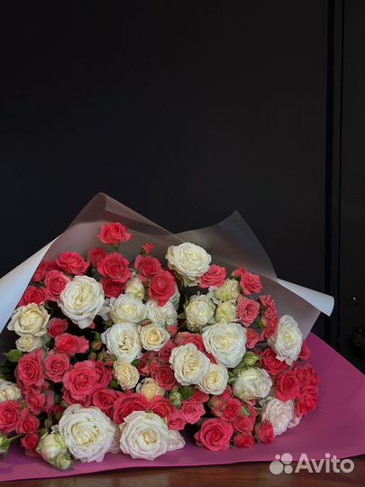 Букет кустовые розы