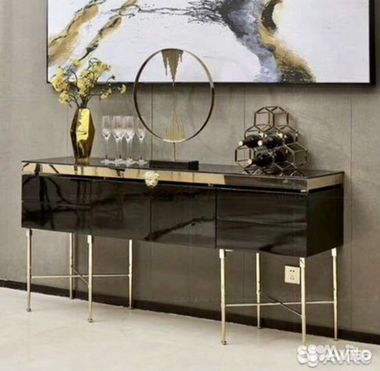 Консоль Versace