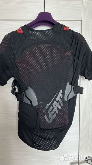 Защитная черепаха Leatt Body Tee 3DF AirFit Lite