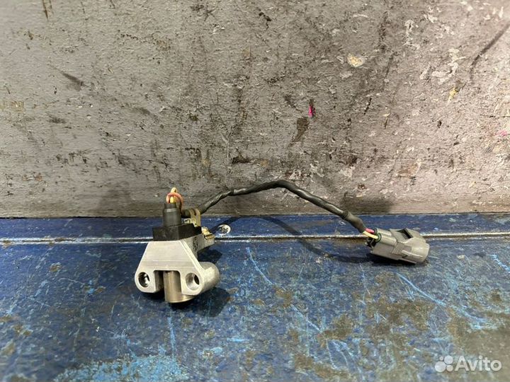 Датчик коленвала Lexus Ls430 UCF30 UCF31 3UZ-FE