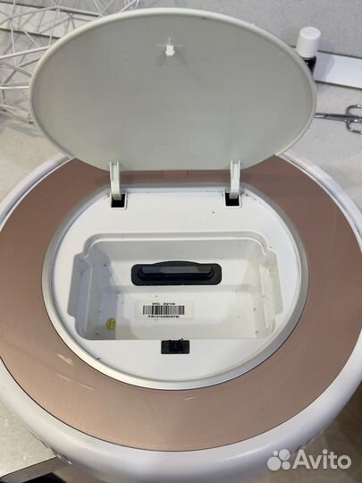 Робот пылесос