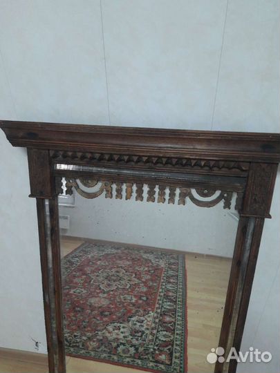 Зеркало старинное