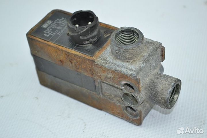 Соленоидный клапан mercedes-benz Actros MP2/MP3 18