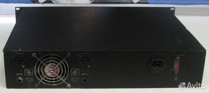 Усилитель звука 1000W Soundking AA1000J Pro Стерео