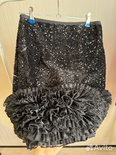 Юбка с пайетками черная l