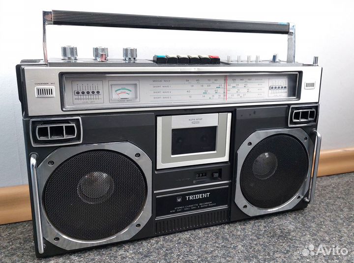Магнитофон Traident CX447N by Sanyo, 1977г