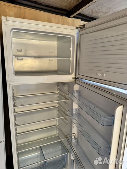 Холодильник Атлант. Доставка