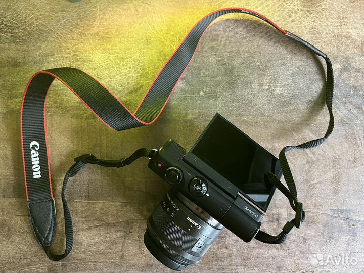 Фотоаппарат Canon eos m100